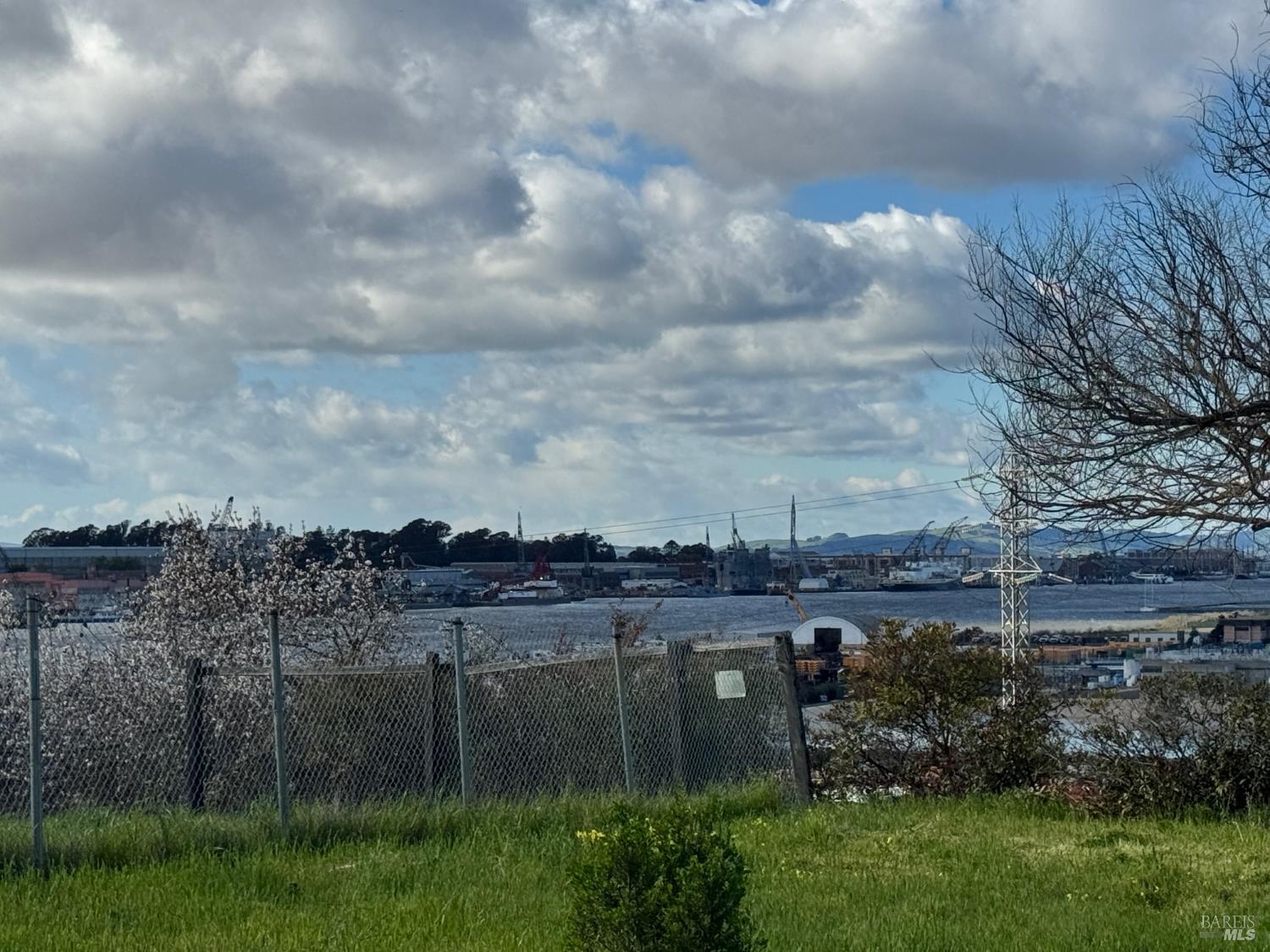 Front Image Thumbnail for BA326013807