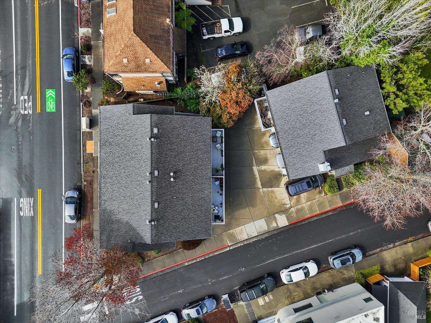 Detail Gallery Image 8 of 12 For 219 E Blithedale Ave, Mill Valley,  CA 94941 - – Beds | – Baths