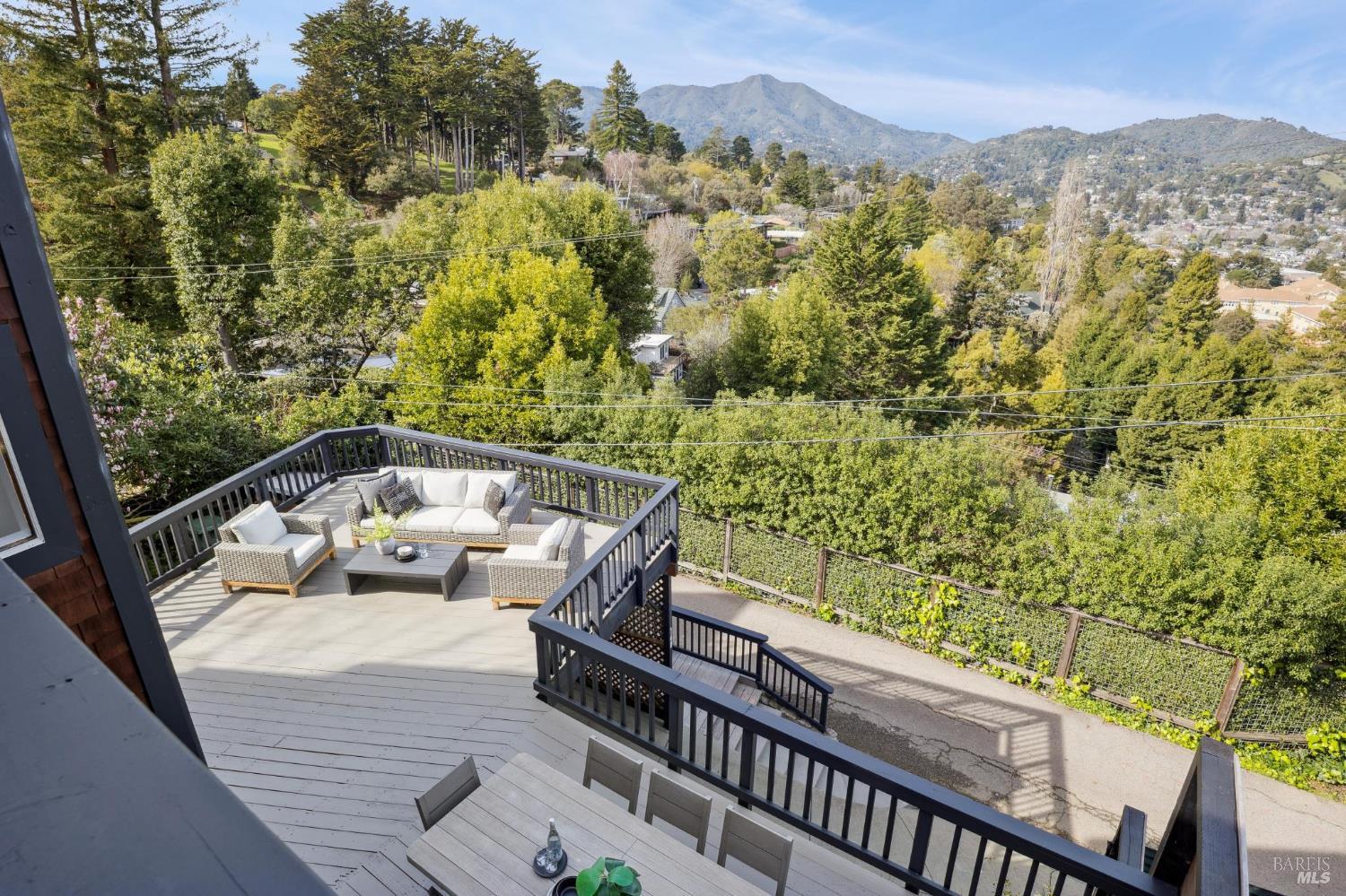 Detail Gallery Image 35 of 50 For 148 California Ave, Mill Valley,  CA 94941 - 3 Beds | 2 Baths