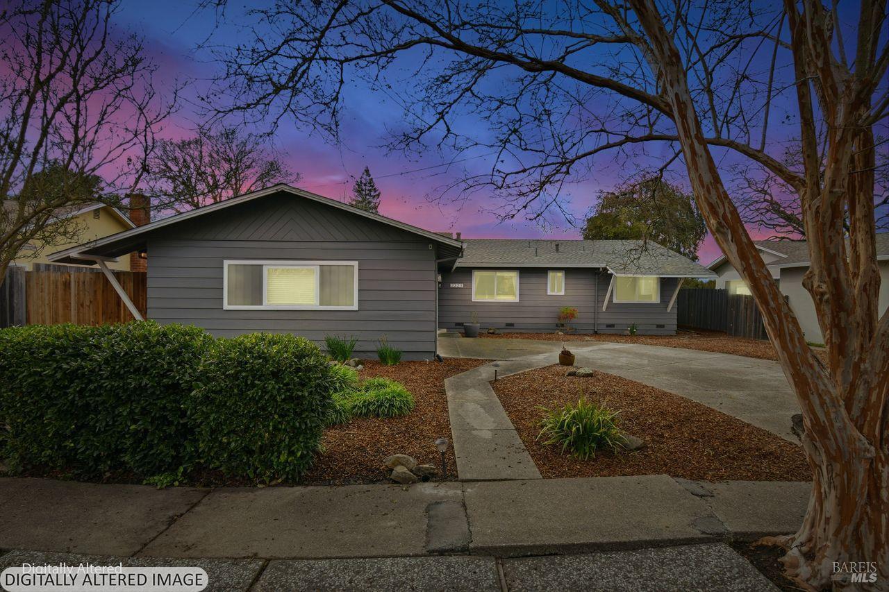 Detail Gallery Image 33 of 37 For 2323 Olympia Dr, Santa Rosa,  CA 95405 - 4 Beds | 2 Baths