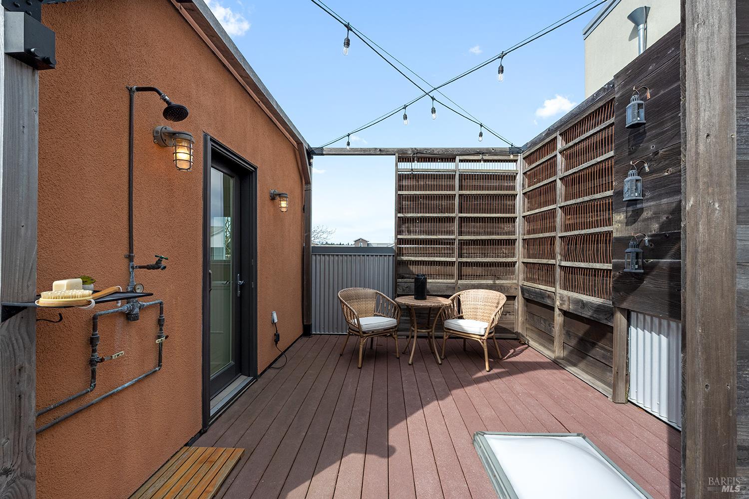 Detail Gallery Image 48 of 56 For 105 G St, Petaluma,  CA 94952 - 3 Beds | 3 Baths