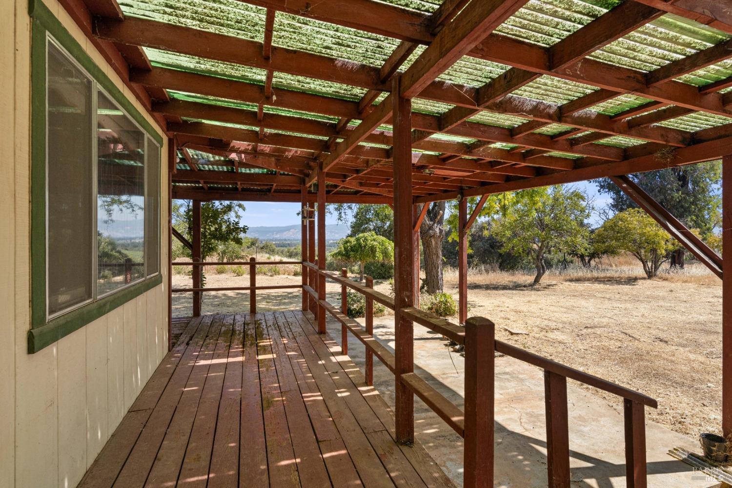 Detail Gallery Image 31 of 54 For 1579 Leslie Ln, Kelseyville,  CA 95451 - 3 Beds | 3 Baths