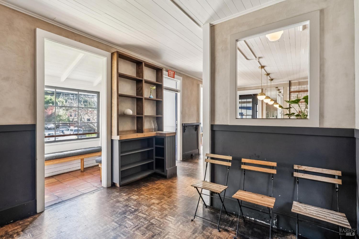 Detail Gallery Image 18 of 47 For 11 Wharf Rd, Bolinas,  CA 94924 - 2 Beds | 2/1 Baths