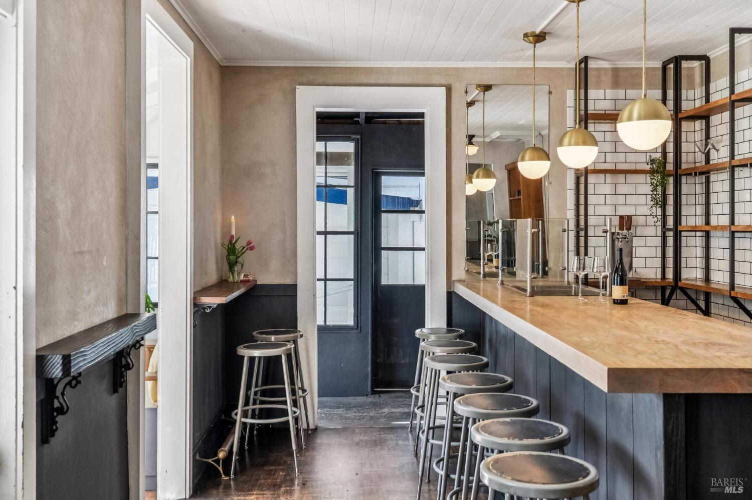 Detail Gallery Image 9 of 47 For 11 Wharf Rd, Bolinas,  CA 94924 - 2 Beds | 2/1 Baths