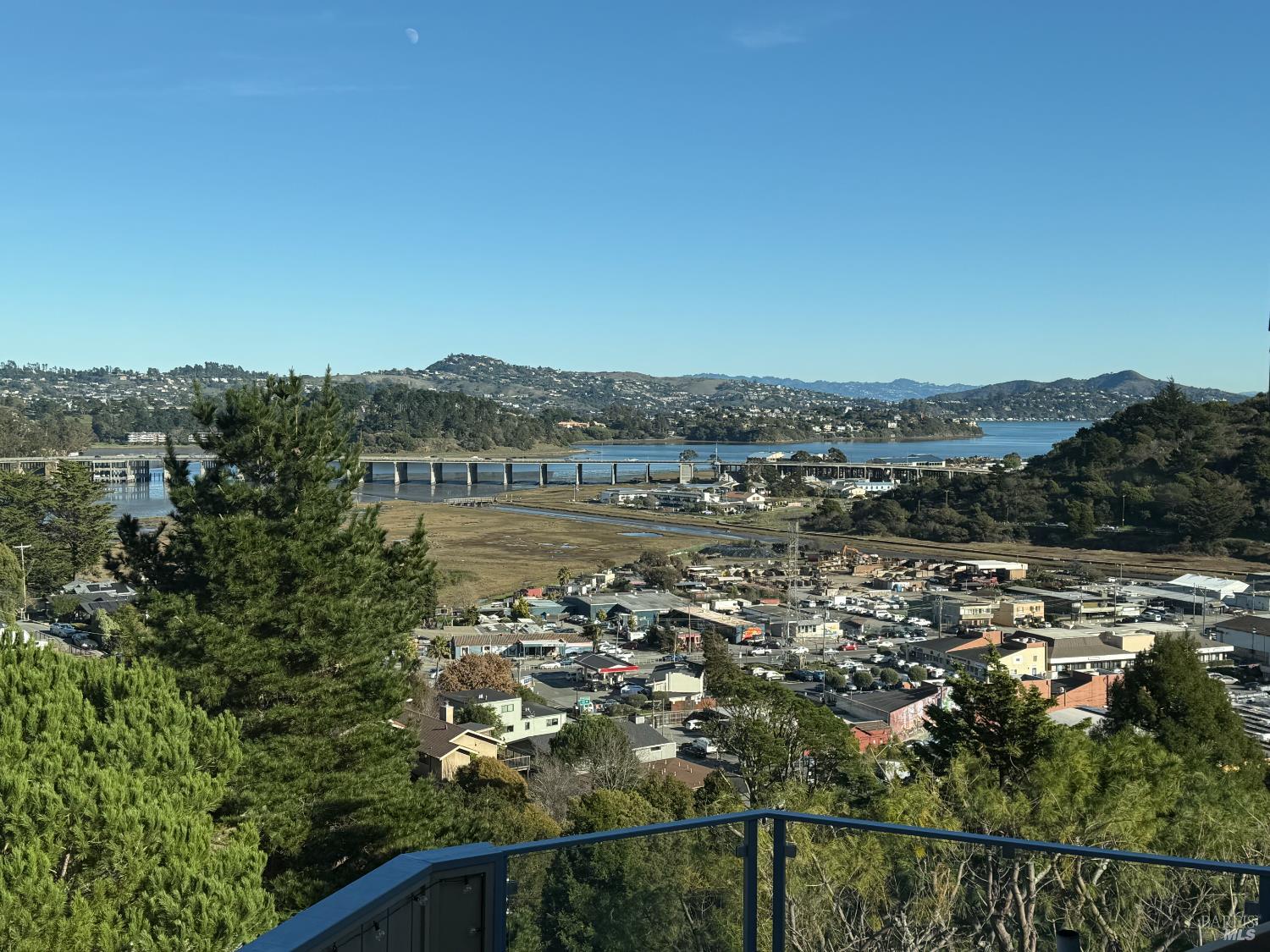 Detail Gallery Image 48 of 51 For 291 Greene St, Mill Valley,  CA 94941 - 3 Beds | 2/1 Baths