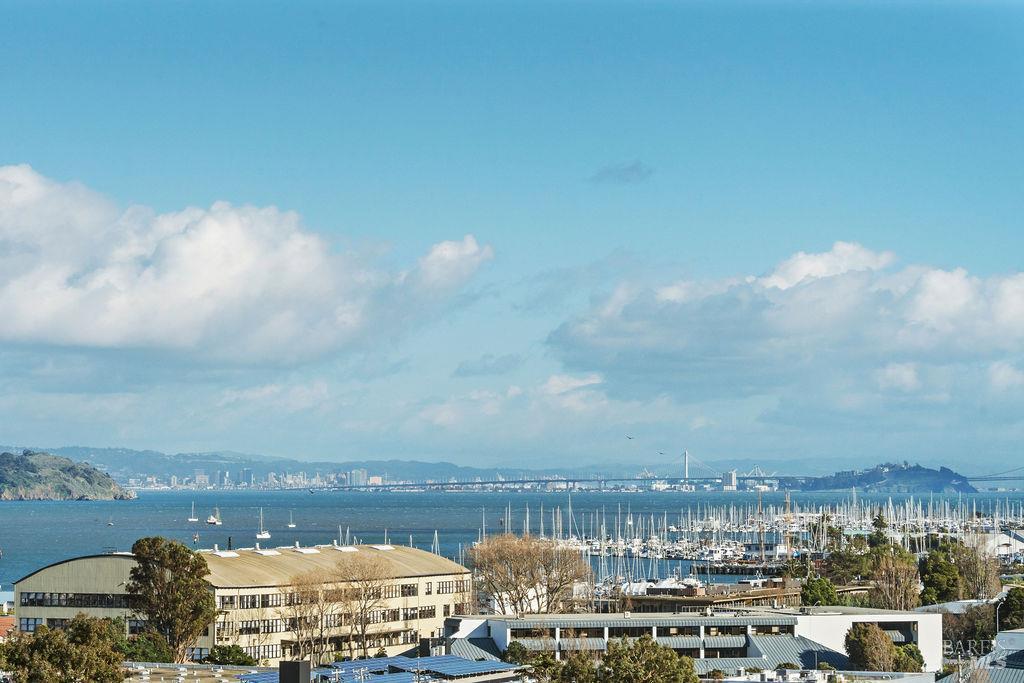 Detail Gallery Image 13 of 48 For 91 Stanford Way, Sausalito,  CA 94965 - 2 Beds | 2/1 Baths