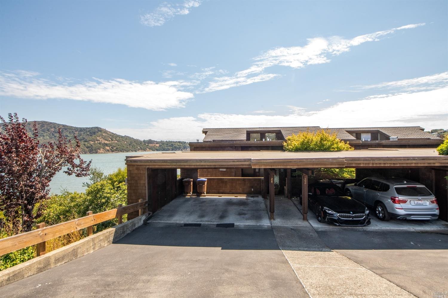 Detail Gallery Image 33 of 33 For 24 Linda Vista Ave, Tiburon,  CA 94920 - 2 Beds | 2/1 Baths