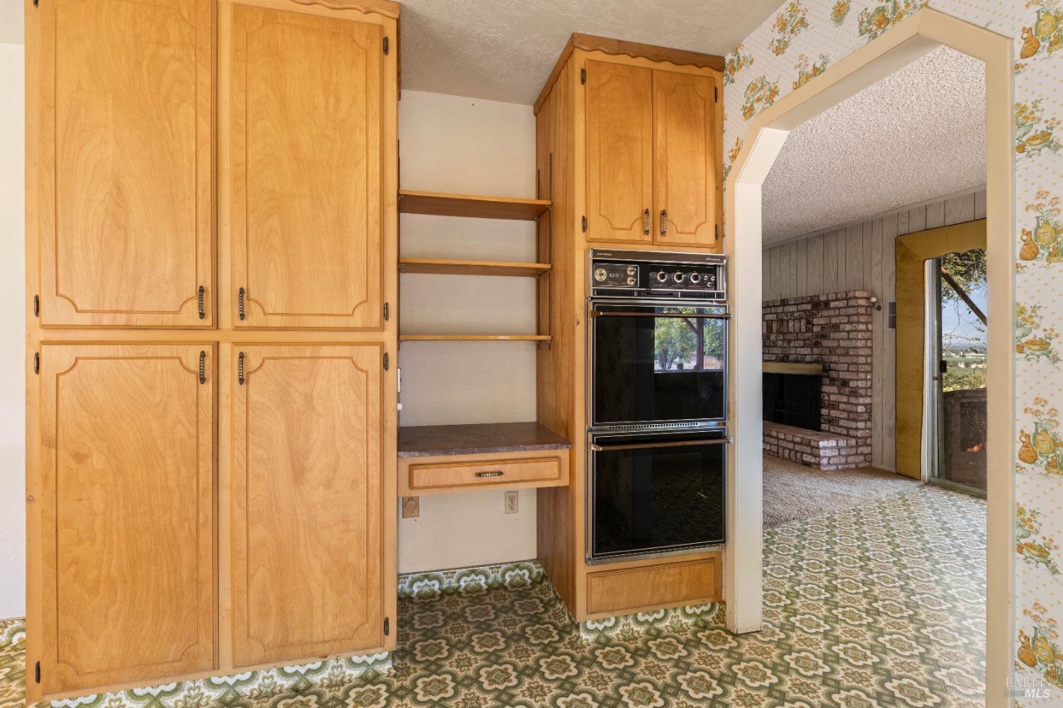 Detail Gallery Image 12 of 54 For 1579 Leslie Ln, Kelseyville,  CA 95451 - 3 Beds | 3 Baths