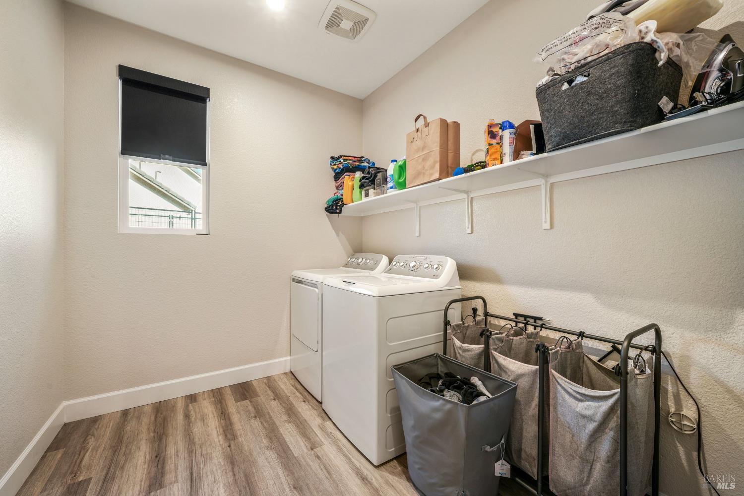 Detail Gallery Image 37 of 65 For 1245 Pacific Pl, Dixon,  CA 95620 - 5 Beds | 4 Baths