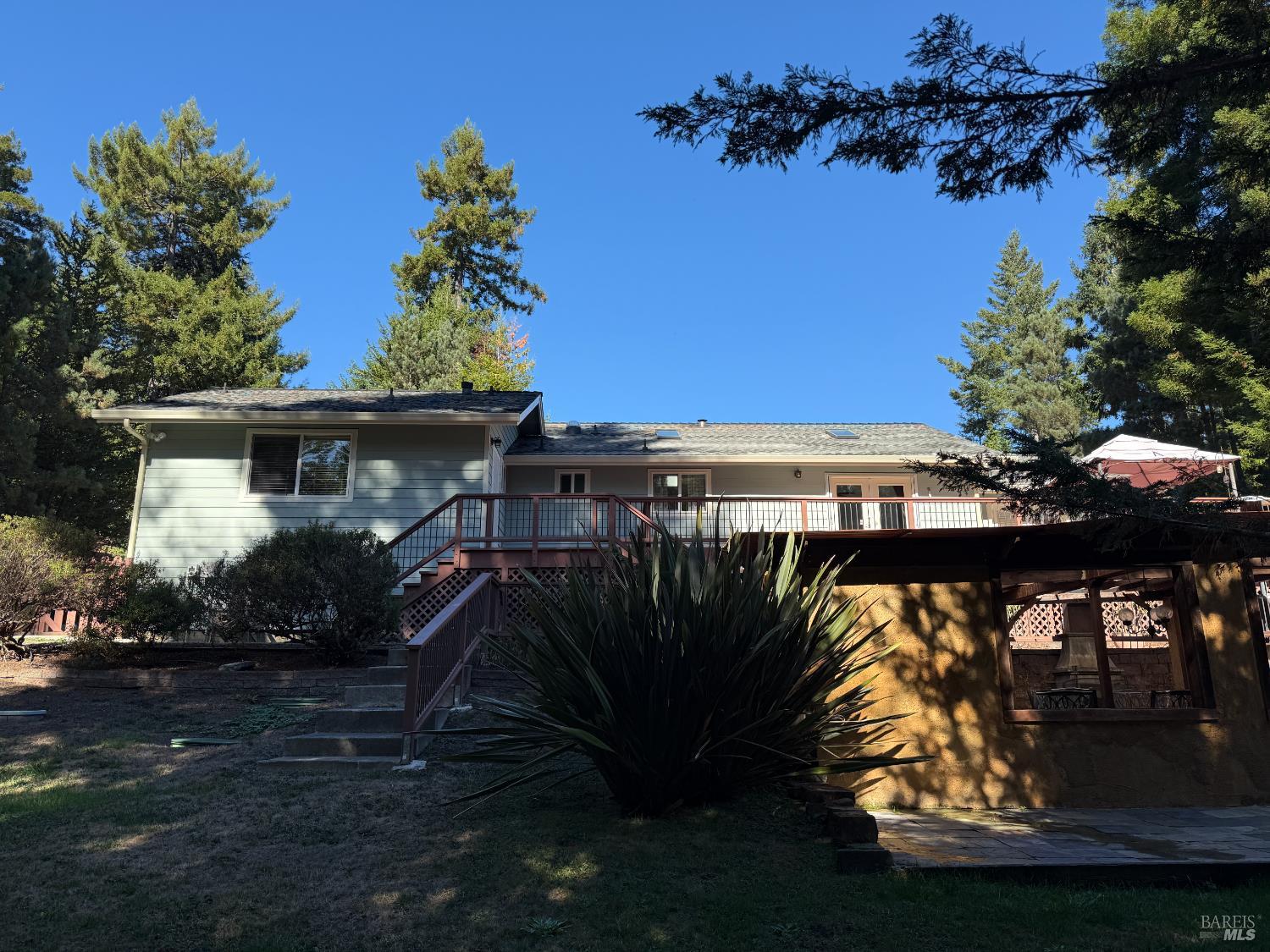 Detail Gallery Image 3 of 21 For 18920 Timberpointe Dr, Fort Bragg,  CA 95437 - 2 Beds | 2/1 Baths