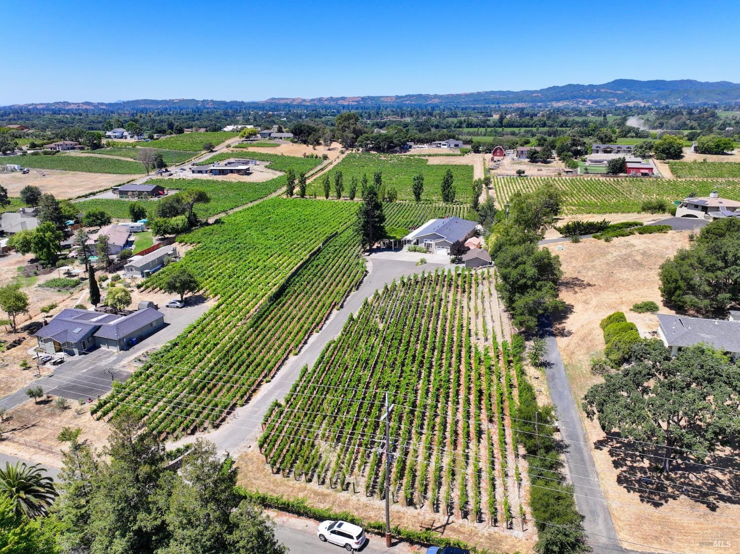 Detail Gallery Image 11 of 34 For 1597 Estee Ave, Napa,  CA 94558 - 4 Beds | 2 Baths