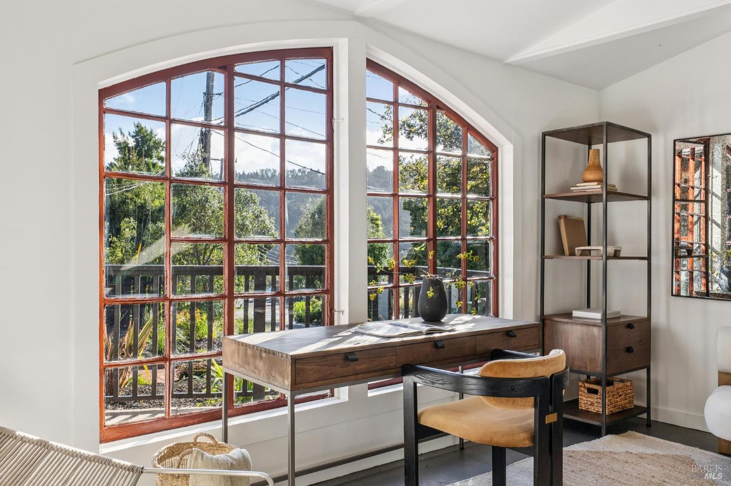 Detail Gallery Image 48 of 50 For 484 Summit Ave, Mill Valley,  CA 94941 - 5 Beds | 3/1 Baths