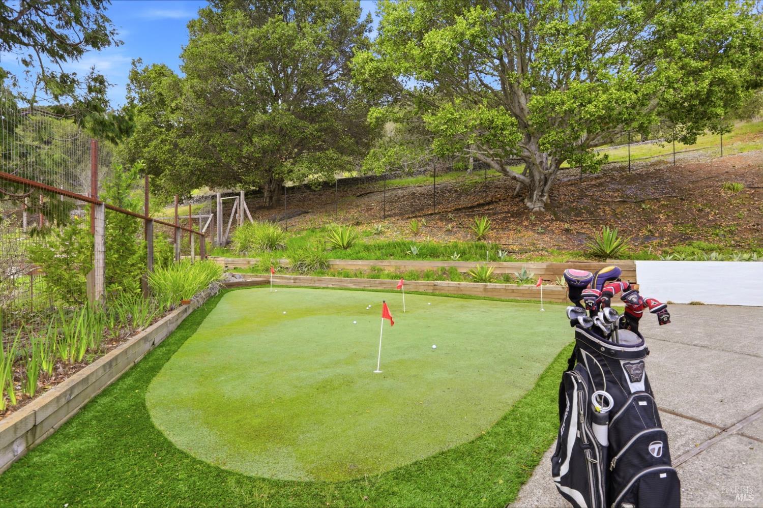 Detail Gallery Image 39 of 43 For 2 Paseo Mirasol Unkn, Tiburon,  CA 94920 - 5 Beds | 2/1 Baths