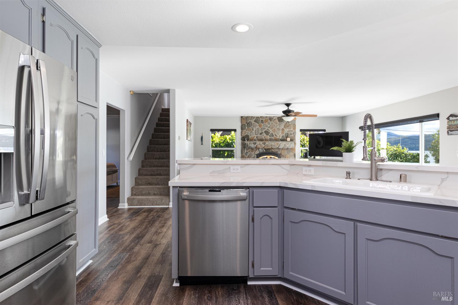 Detail Gallery Image 15 of 48 For 3950 Oakmont Dr, Clearlake,  CA 95422 - 5 Beds | 3/1 Baths