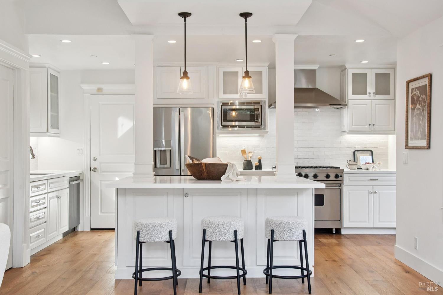 Detail Gallery Image 21 of 64 For 20 Apollo Rd, Tiburon,  CA 94920 - 4 Beds | 2 Baths