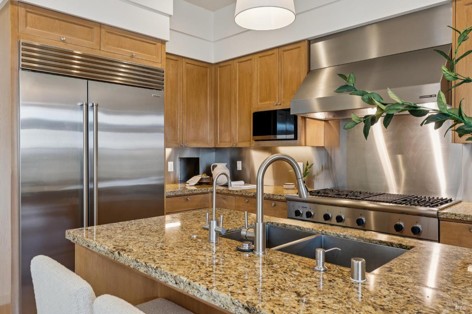 Detail Gallery Image 21 of 74 For 23 Cecilia Ct, Tiburon,  CA 94920 - 5 Beds | 4 Baths