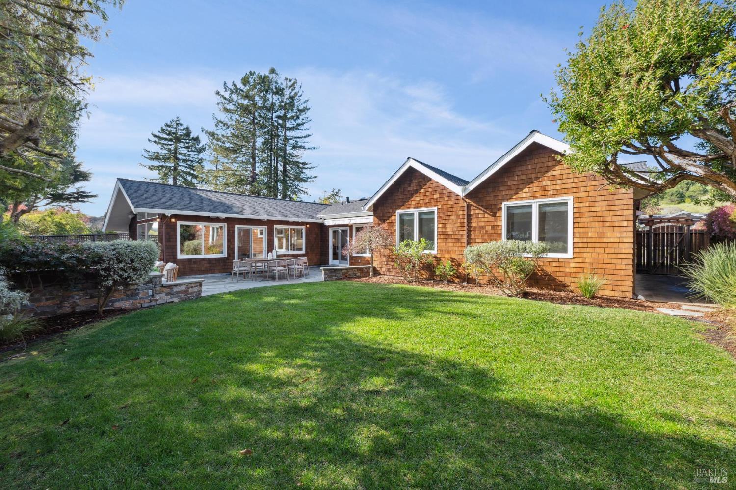 Detail Gallery Image 48 of 64 For 20 Apollo Rd, Tiburon,  CA 94920 - 4 Beds | 2 Baths