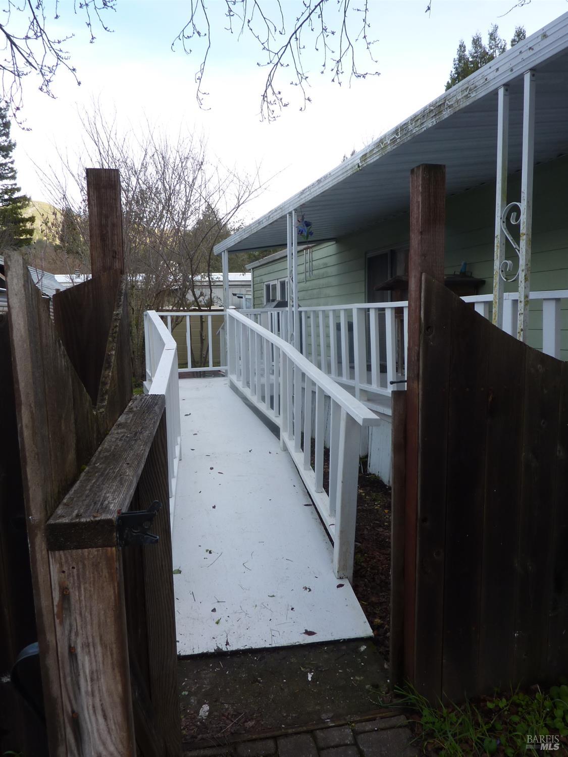 Detail Gallery Image 12 of 29 For 10755 Mobile Village Way 77, Willits,  CA 95430 - 2 Beds | 2 Baths