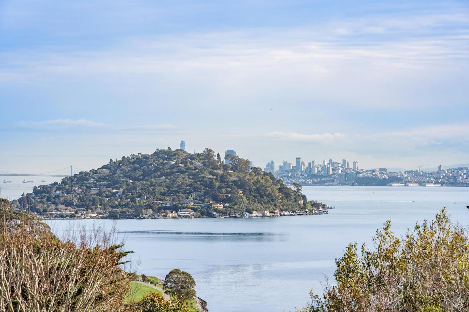 Detail Gallery Image 40 of 74 For 23 Cecilia Ct, Tiburon,  CA 94920 - 5 Beds | 4 Baths