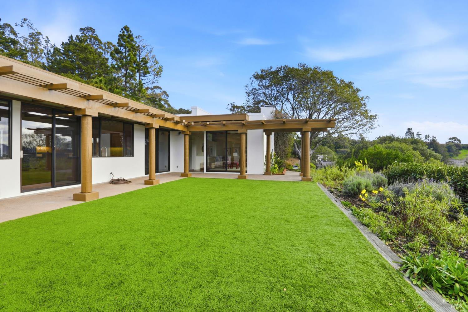 Detail Gallery Image 10 of 43 For 2 Paseo Mirasol Unkn, Tiburon,  CA 94920 - 5 Beds | 2/1 Baths