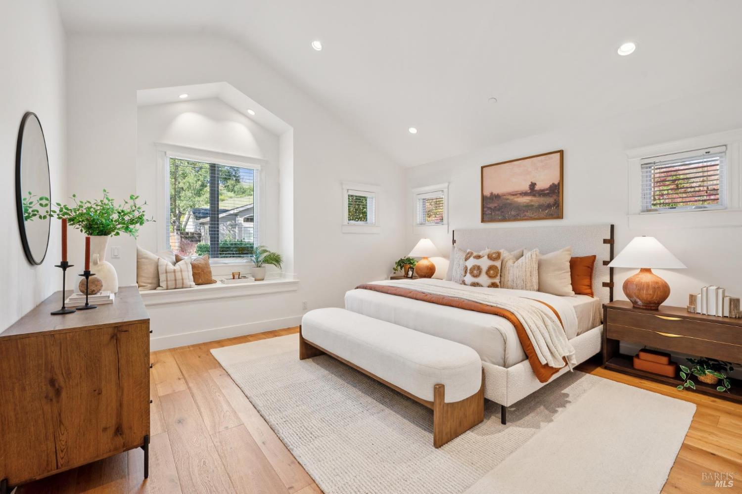 Detail Gallery Image 27 of 64 For 20 Apollo Rd, Tiburon,  CA 94920 - 4 Beds | 2 Baths