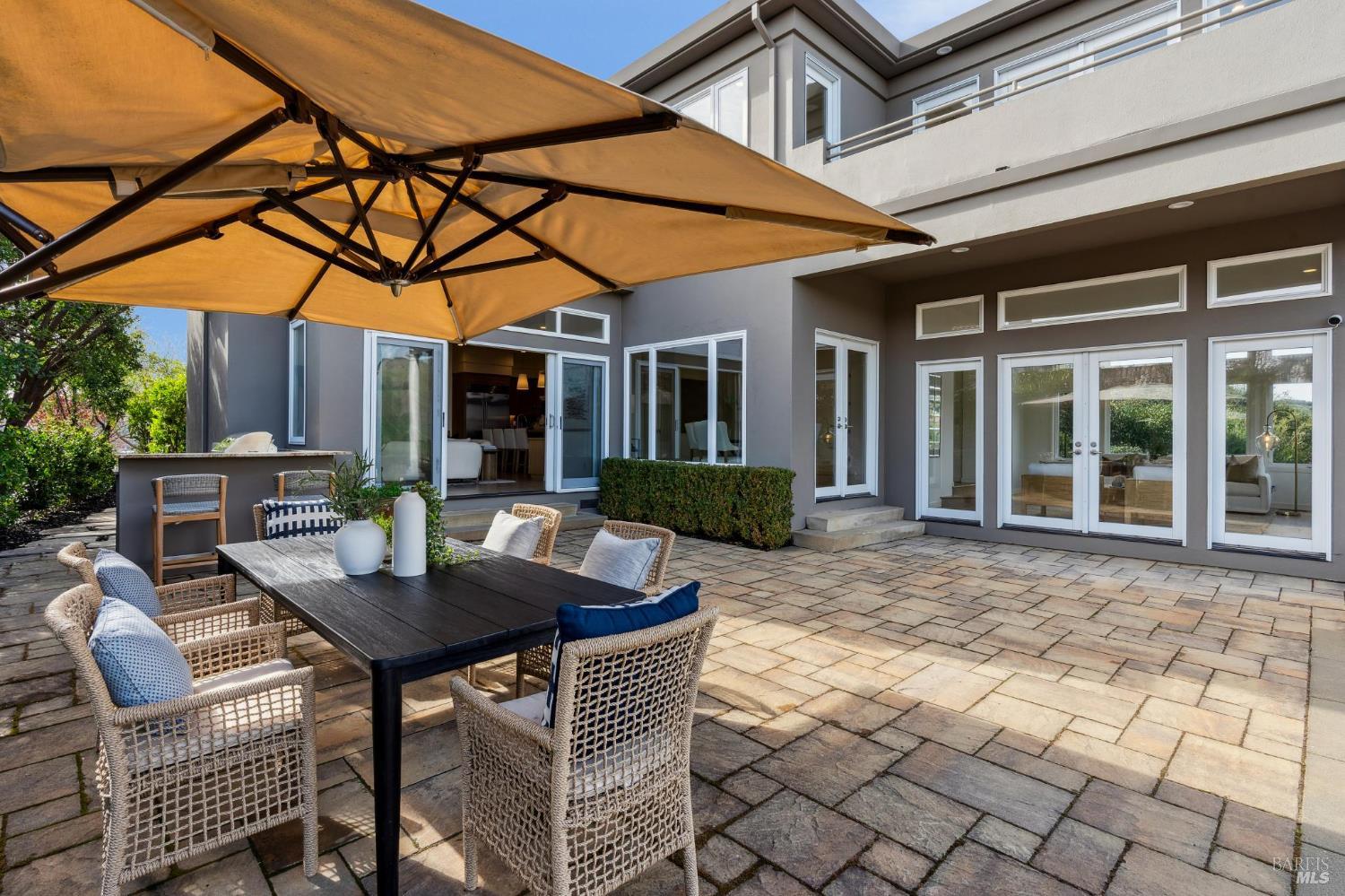 Detail Gallery Image 35 of 74 For 23 Cecilia Ct, Tiburon,  CA 94920 - 5 Beds | 4 Baths