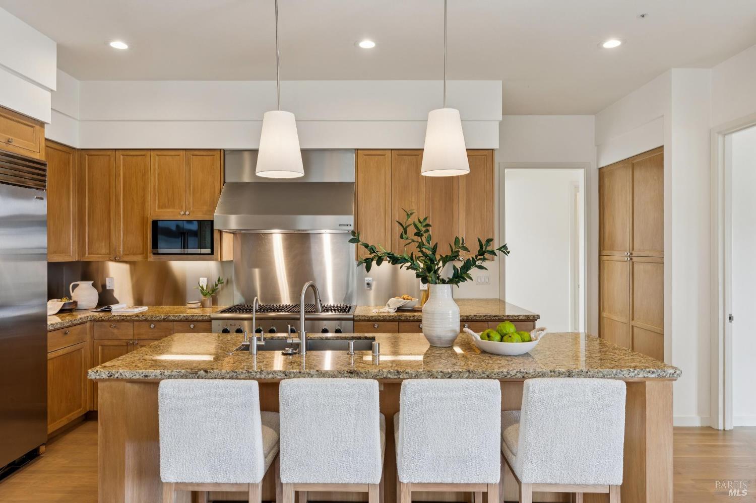 Detail Gallery Image 22 of 74 For 23 Cecilia Ct, Tiburon,  CA 94920 - 5 Beds | 4 Baths