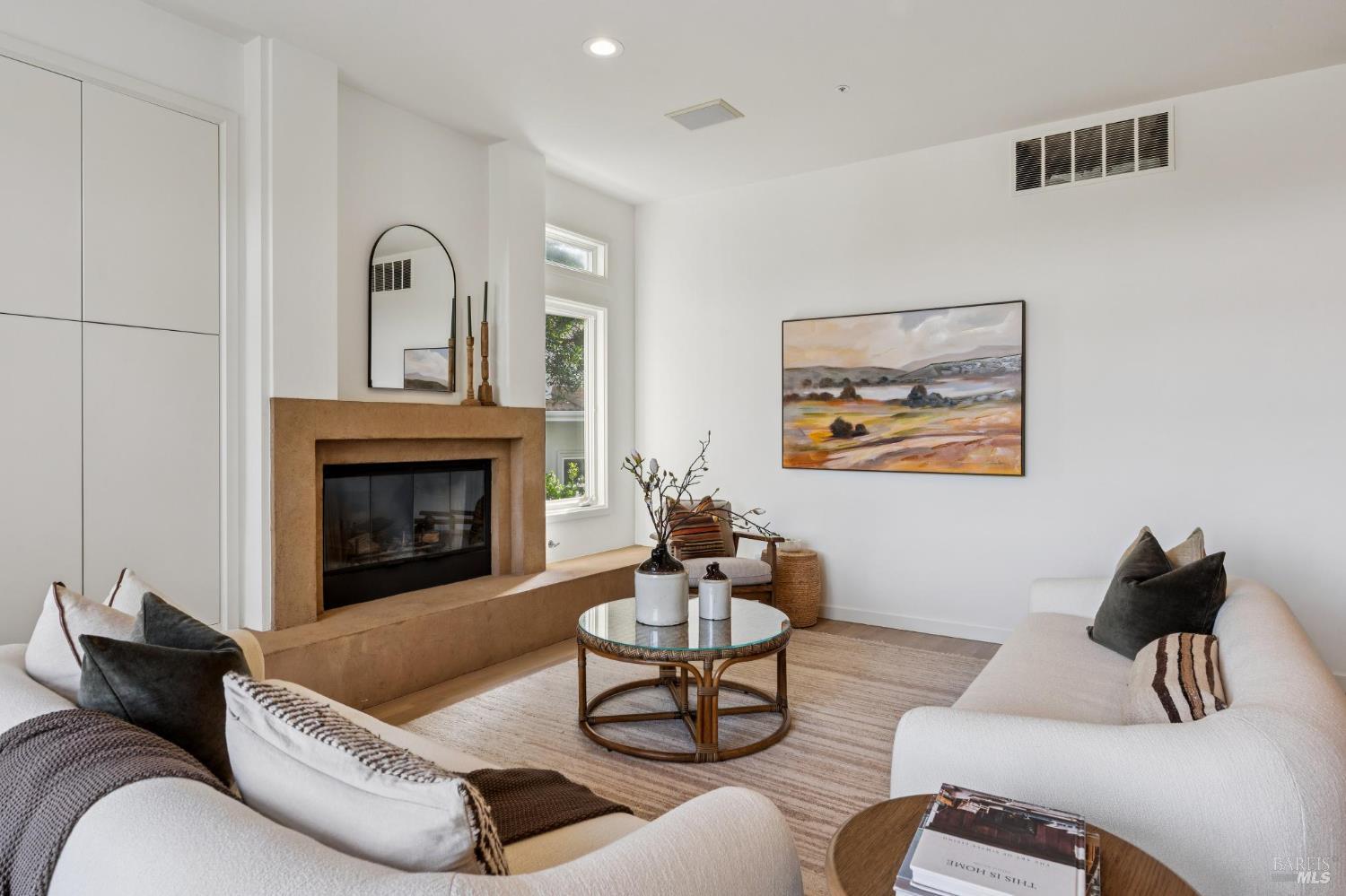 Detail Gallery Image 29 of 74 For 23 Cecilia Ct, Tiburon,  CA 94920 - 5 Beds | 4 Baths