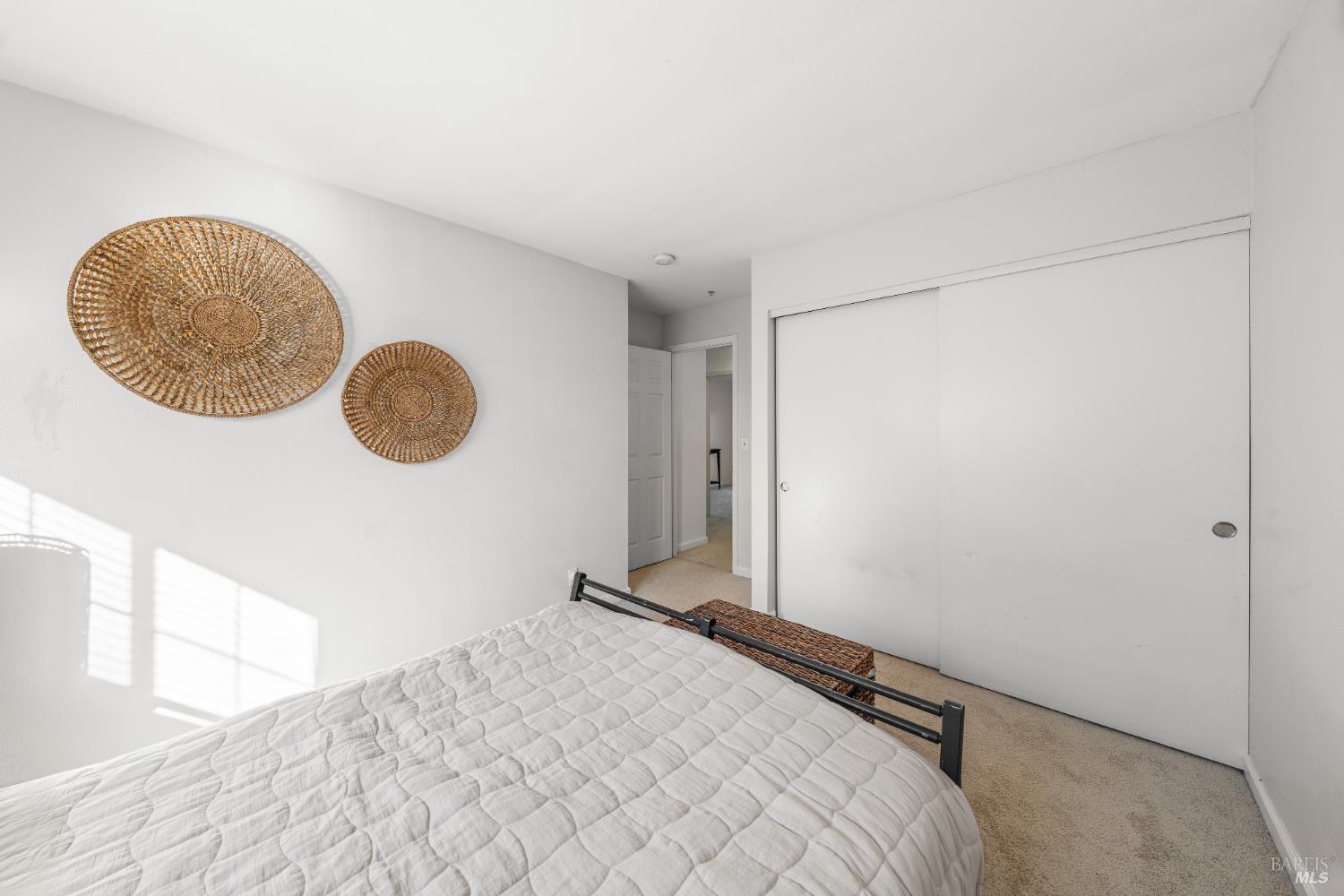 Detail Gallery Image 23 of 34 For 1757 Burgundy Ct, Petaluma,  CA 94954 - 3 Beds | 2 Baths