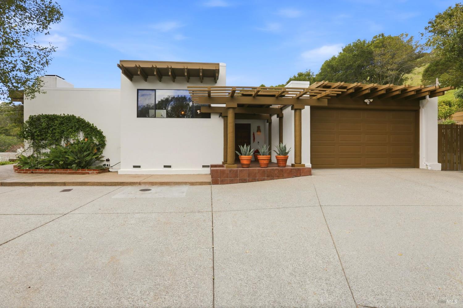 Detail Gallery Image 42 of 43 For 2 Paseo Mirasol Unkn, Tiburon,  CA 94920 - 5 Beds | 2/1 Baths