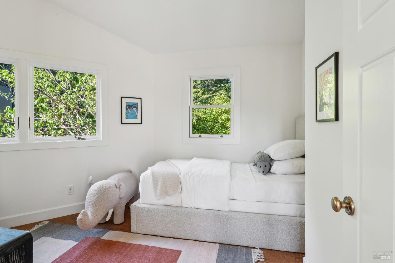 Detail Gallery Image 44 of 50 For 484 Summit Ave, Mill Valley,  CA 94941 - 5 Beds | 3/1 Baths