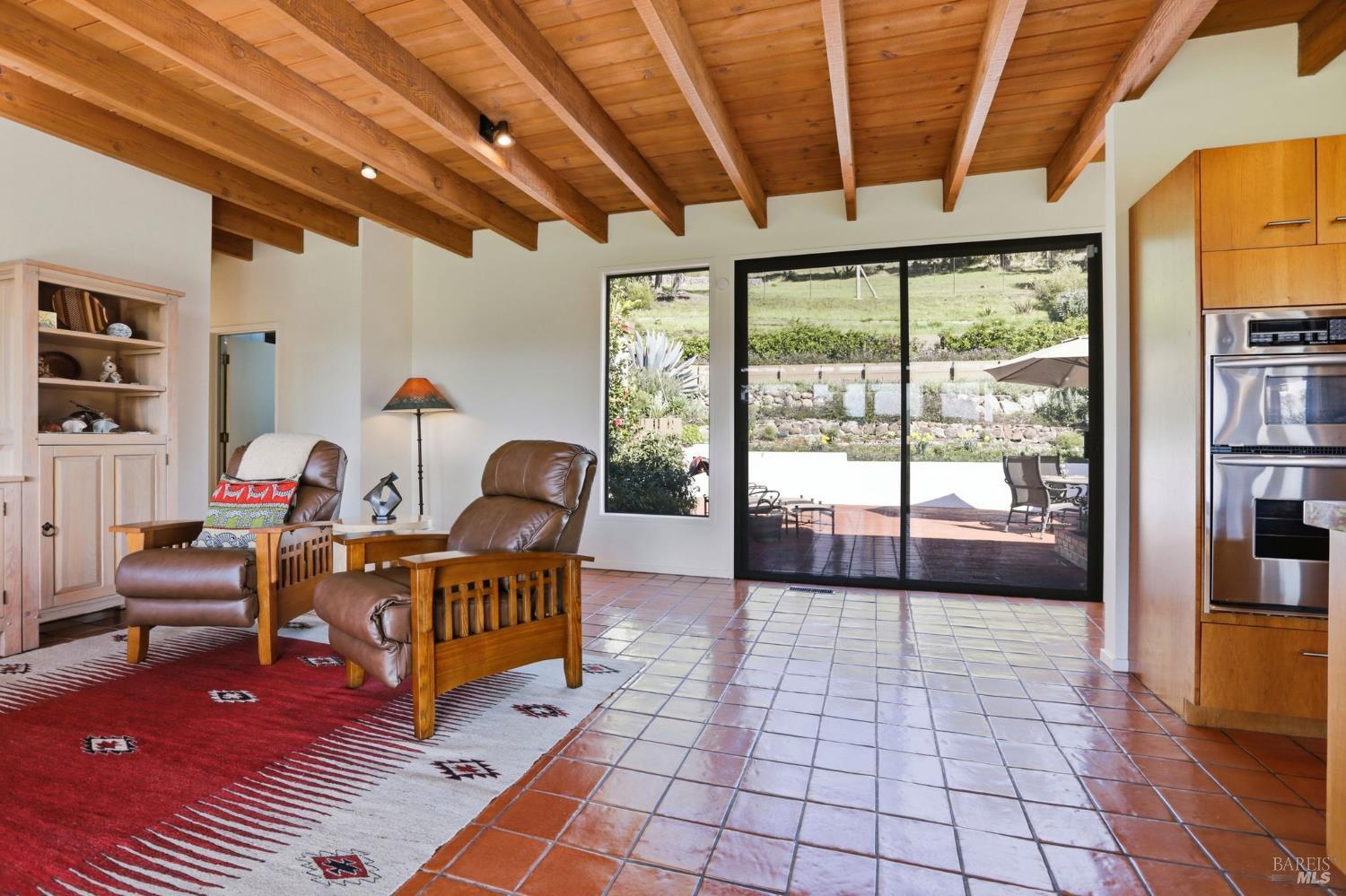 Detail Gallery Image 18 of 43 For 2 Paseo Mirasol Unkn, Tiburon,  CA 94920 - 5 Beds | 2/1 Baths