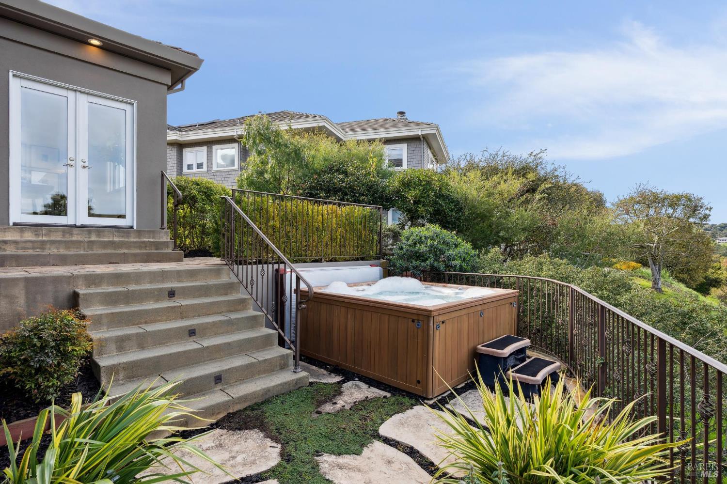 Detail Gallery Image 67 of 74 For 23 Cecilia Ct, Tiburon,  CA 94920 - 5 Beds | 4 Baths