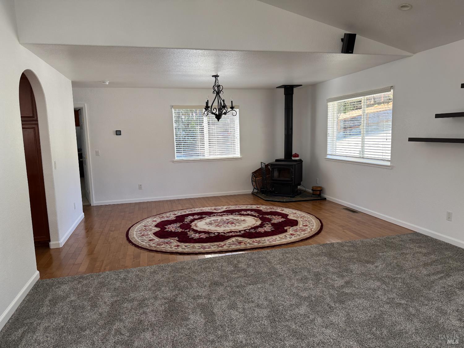 Detail Gallery Image 5 of 21 For 18920 Timberpointe Dr, Fort Bragg,  CA 95437 - 2 Beds | 2/1 Baths