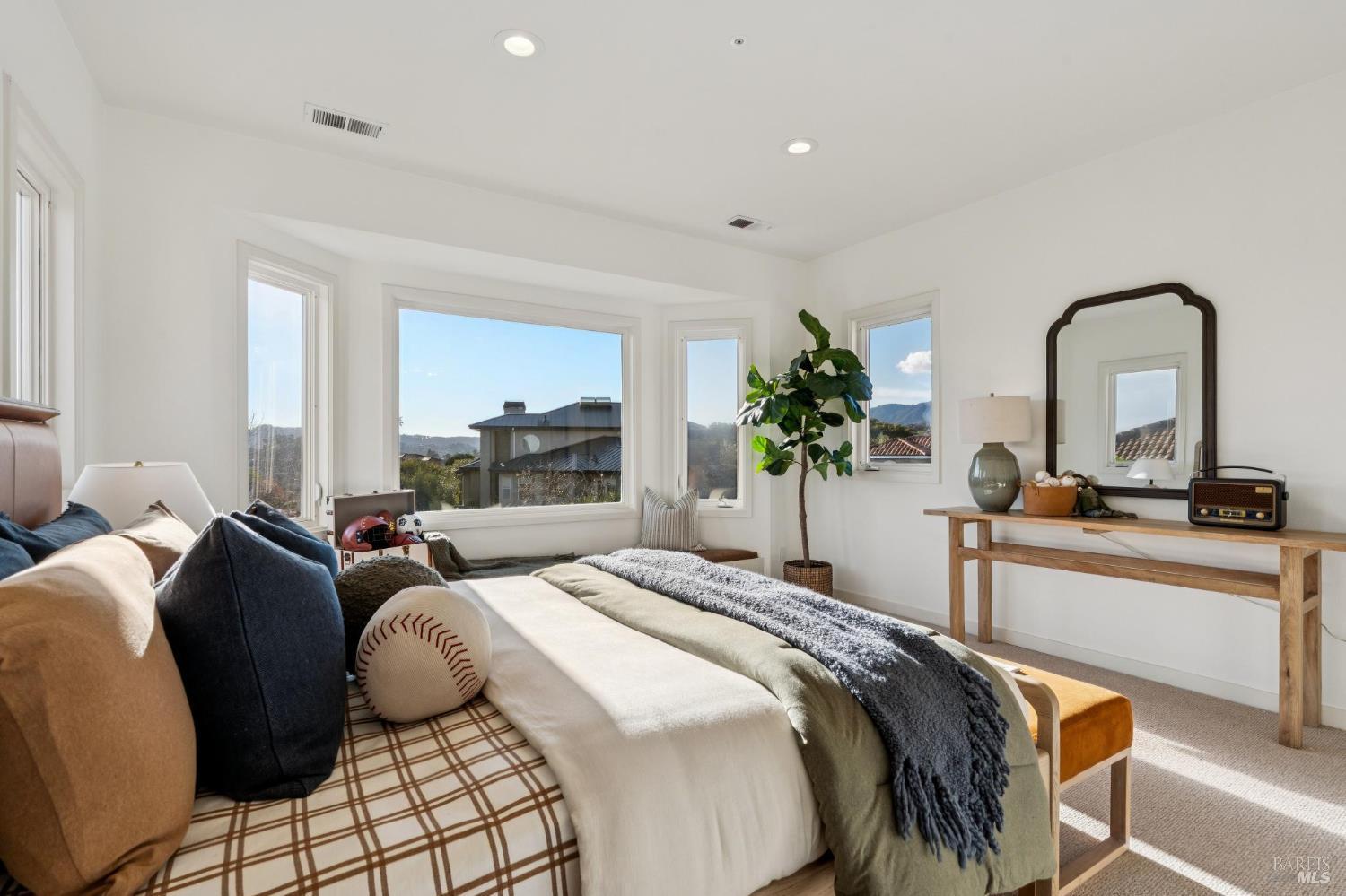 Detail Gallery Image 61 of 74 For 23 Cecilia Ct, Tiburon,  CA 94920 - 5 Beds | 4 Baths