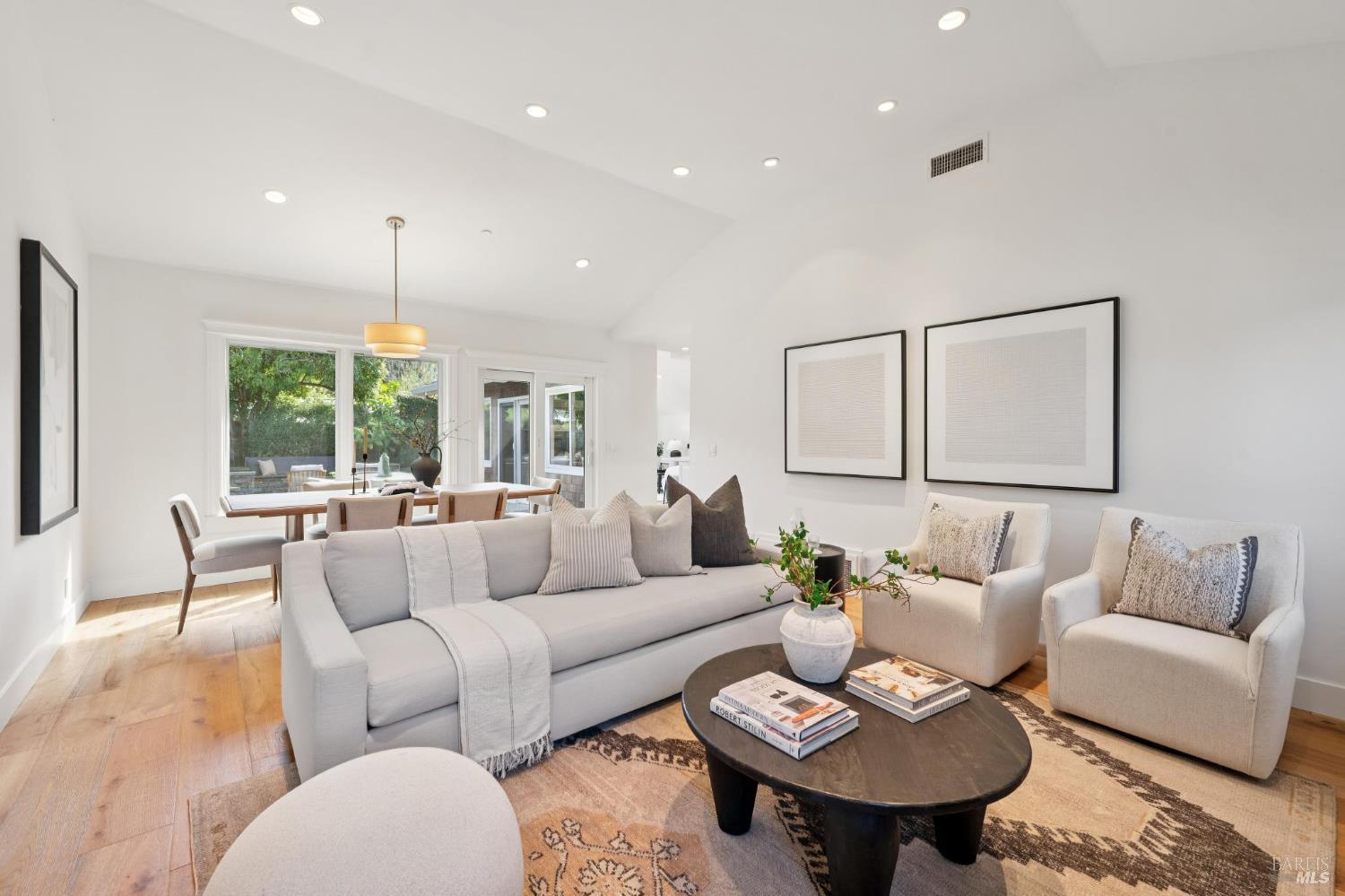 Detail Gallery Image 13 of 64 For 20 Apollo Rd, Tiburon,  CA 94920 - 4 Beds | 2 Baths