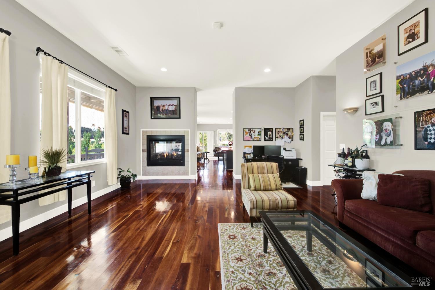 Detail Gallery Image 3 of 34 For 1597 Estee Ave, Napa,  CA 94558 - 4 Beds | 2 Baths