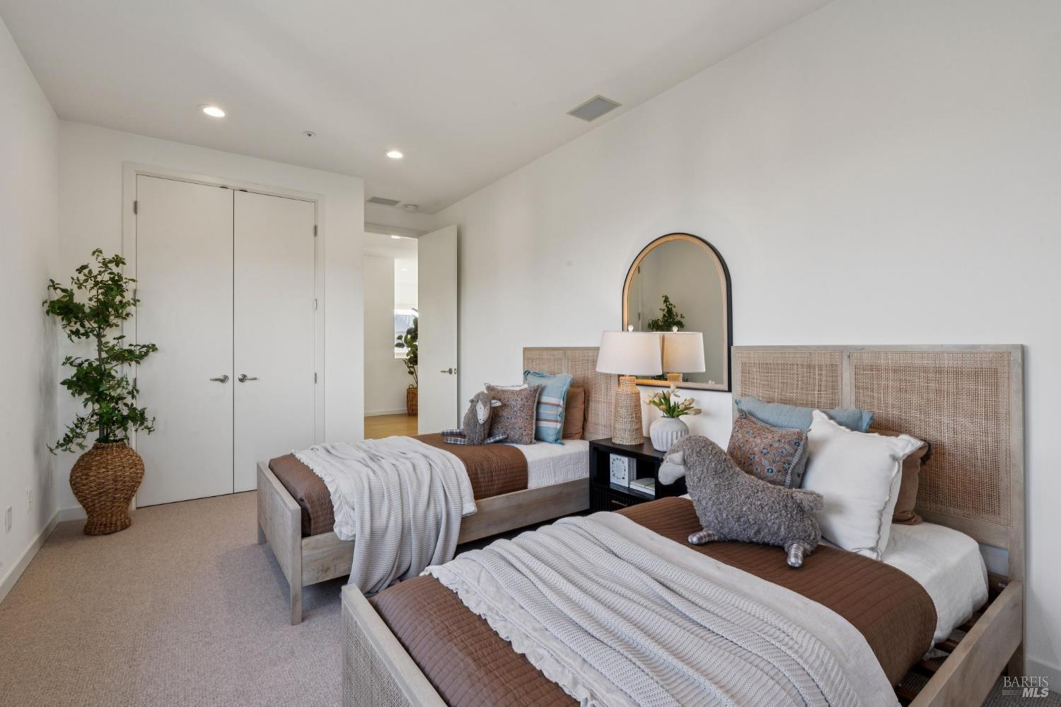 Detail Gallery Image 49 of 74 For 23 Cecilia Ct, Tiburon,  CA 94920 - 5 Beds | 4 Baths