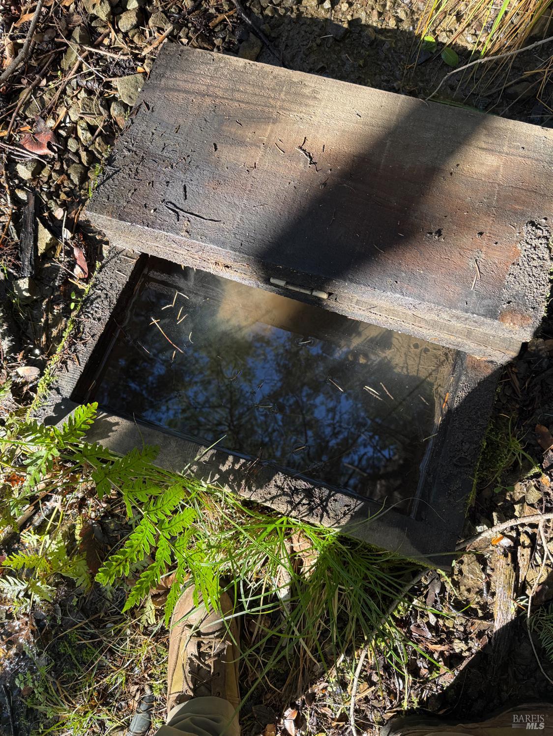 Detail Gallery Image 31 of 37 For 17001 Walker Lake Rd, Willits,  CA 95490 - 3 Beds | 2 Baths