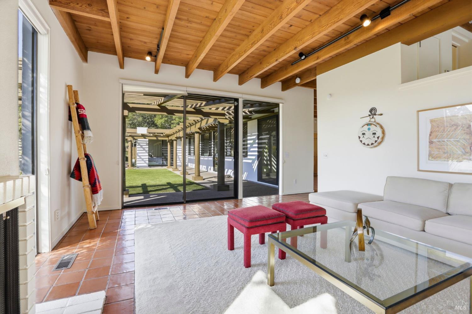 Detail Gallery Image 9 of 43 For 2 Paseo Mirasol Unkn, Tiburon,  CA 94920 - 5 Beds | 2/1 Baths