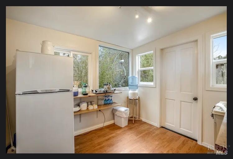 Detail Gallery Image 10 of 31 For 15301 Caspar Rd, Caspar,  CA 95420 - 3 Beds | 2 Baths