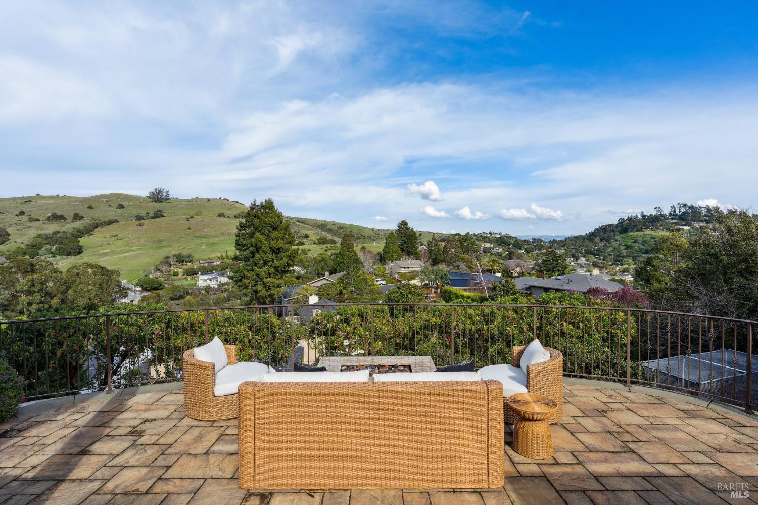 Detail Gallery Image 72 of 74 For 23 Cecilia Ct, Tiburon,  CA 94920 - 5 Beds | 4 Baths