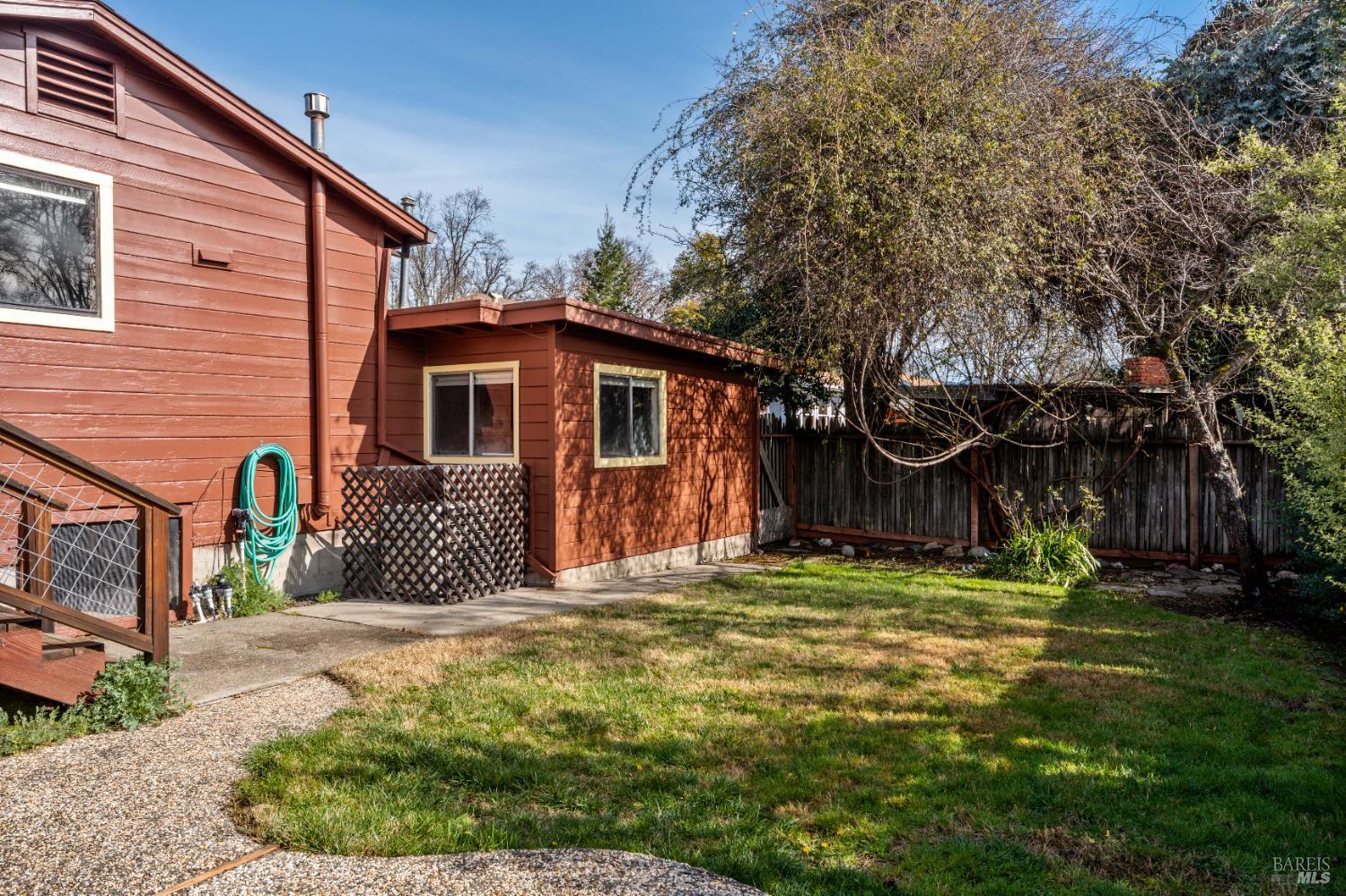 Detail Gallery Image 24 of 25 For 329 Jones St, Ukiah,  CA 95482 - 3 Beds | 2 Baths