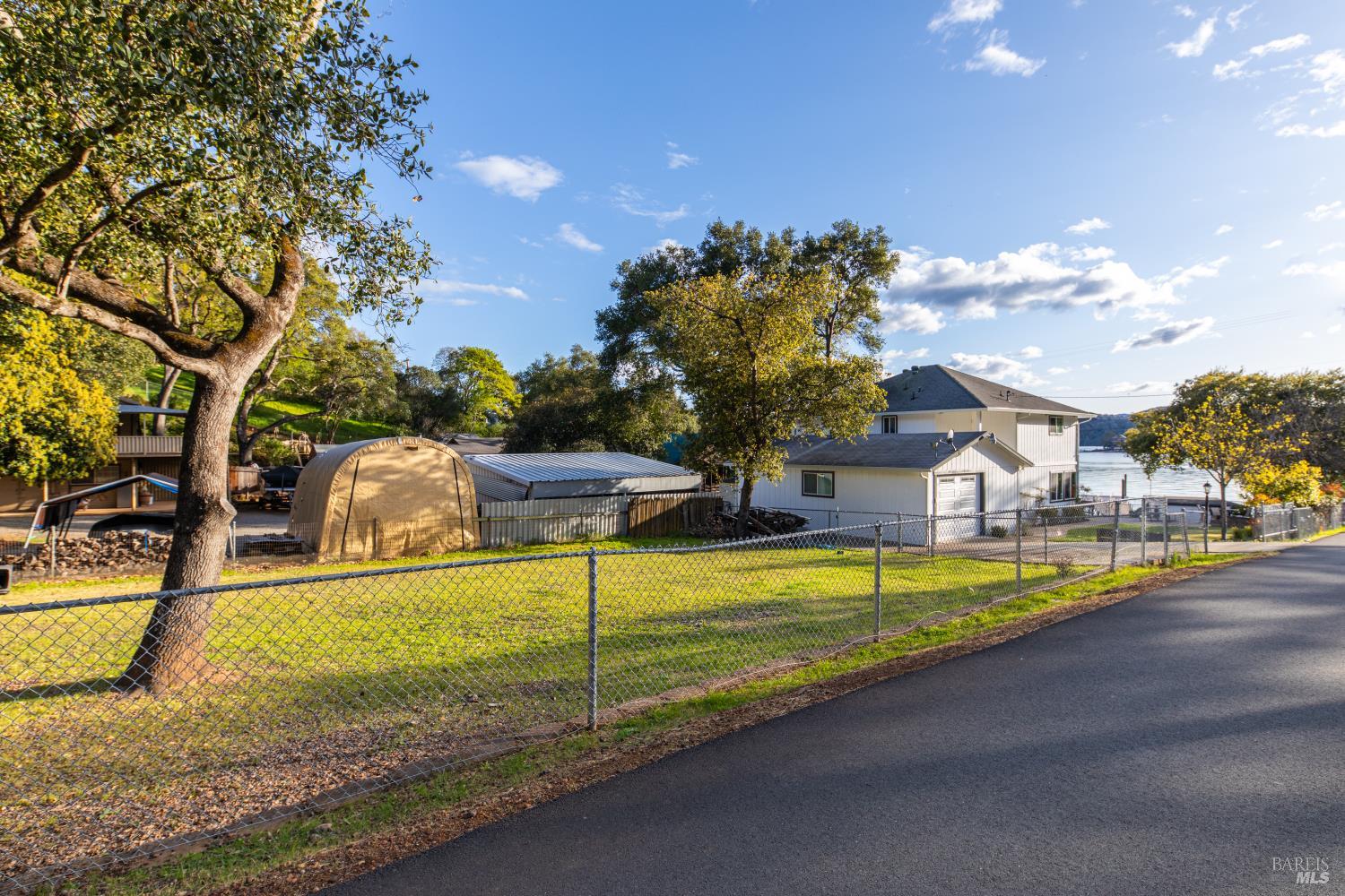 Detail Gallery Image 43 of 48 For 3950 Oakmont Dr, Clearlake,  CA 95422 - 5 Beds | 3/1 Baths