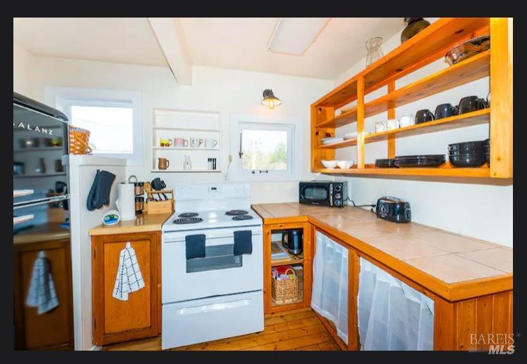 Detail Gallery Image 6 of 31 For 15301 Caspar Rd, Caspar,  CA 95420 - 3 Beds | 2 Baths