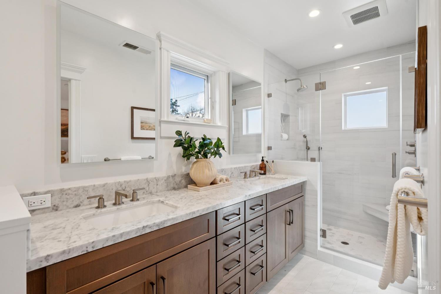 Detail Gallery Image 31 of 64 For 20 Apollo Rd, Tiburon,  CA 94920 - 4 Beds | 2 Baths