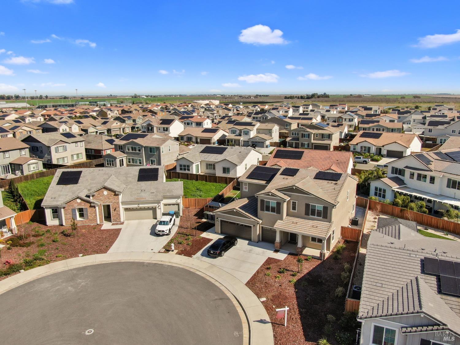 Detail Gallery Image 6 of 65 For 1245 Pacific Pl, Dixon,  CA 95620 - 5 Beds | 4 Baths