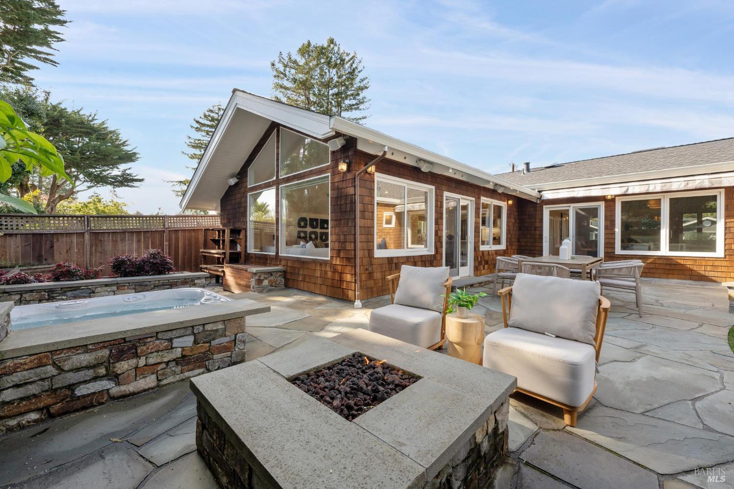 Detail Gallery Image 56 of 64 For 20 Apollo Rd, Tiburon,  CA 94920 - 4 Beds | 2 Baths