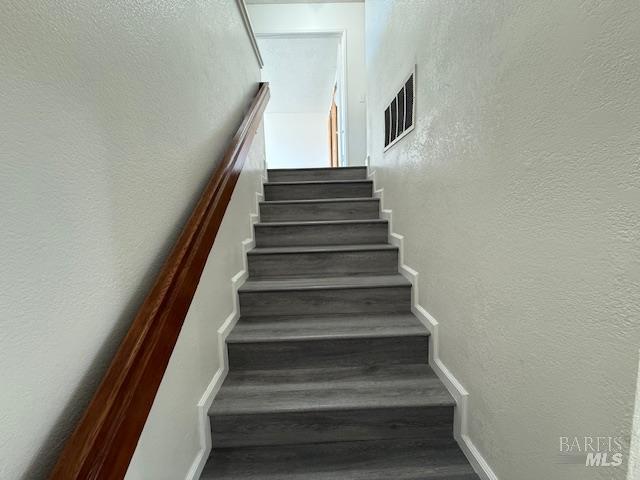 Detail Gallery Image 41 of 55 For 1031 Suffolk Way, Fairfield,  CA 94533 - 4 Beds | 2/1 Baths