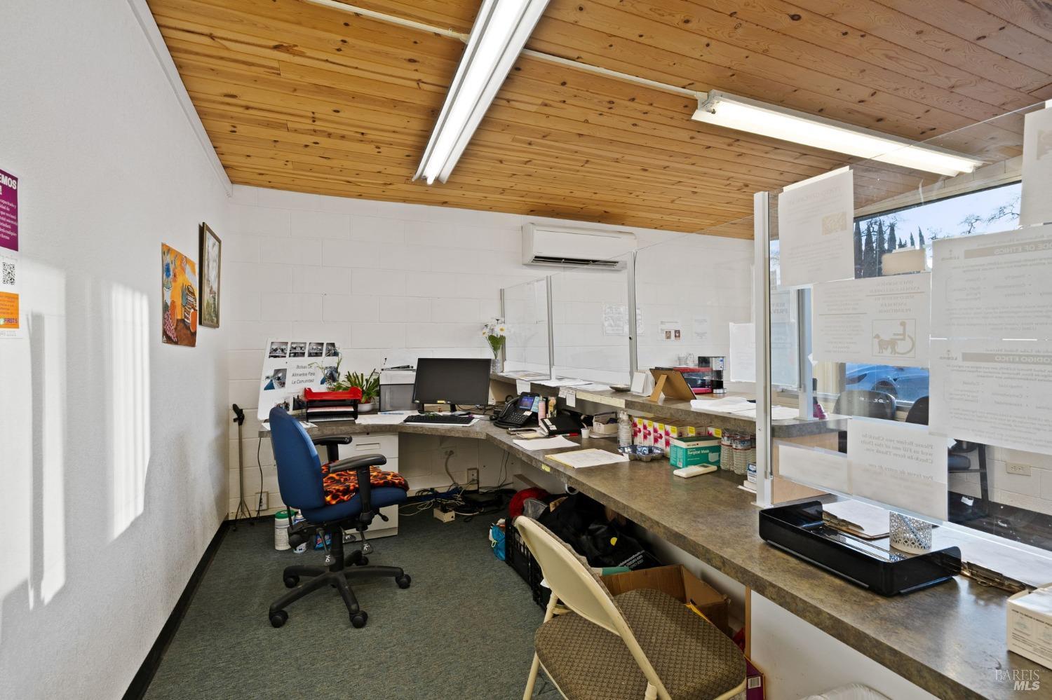 Detail Gallery Image 28 of 36 For 14092 Lakeshore Dr, Clearlake,  CA 95422 - – Beds | – Baths